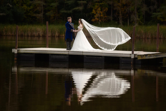 Alfred Lake Lodge Veil
