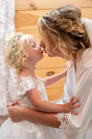 Mother and daughter wedding picture
